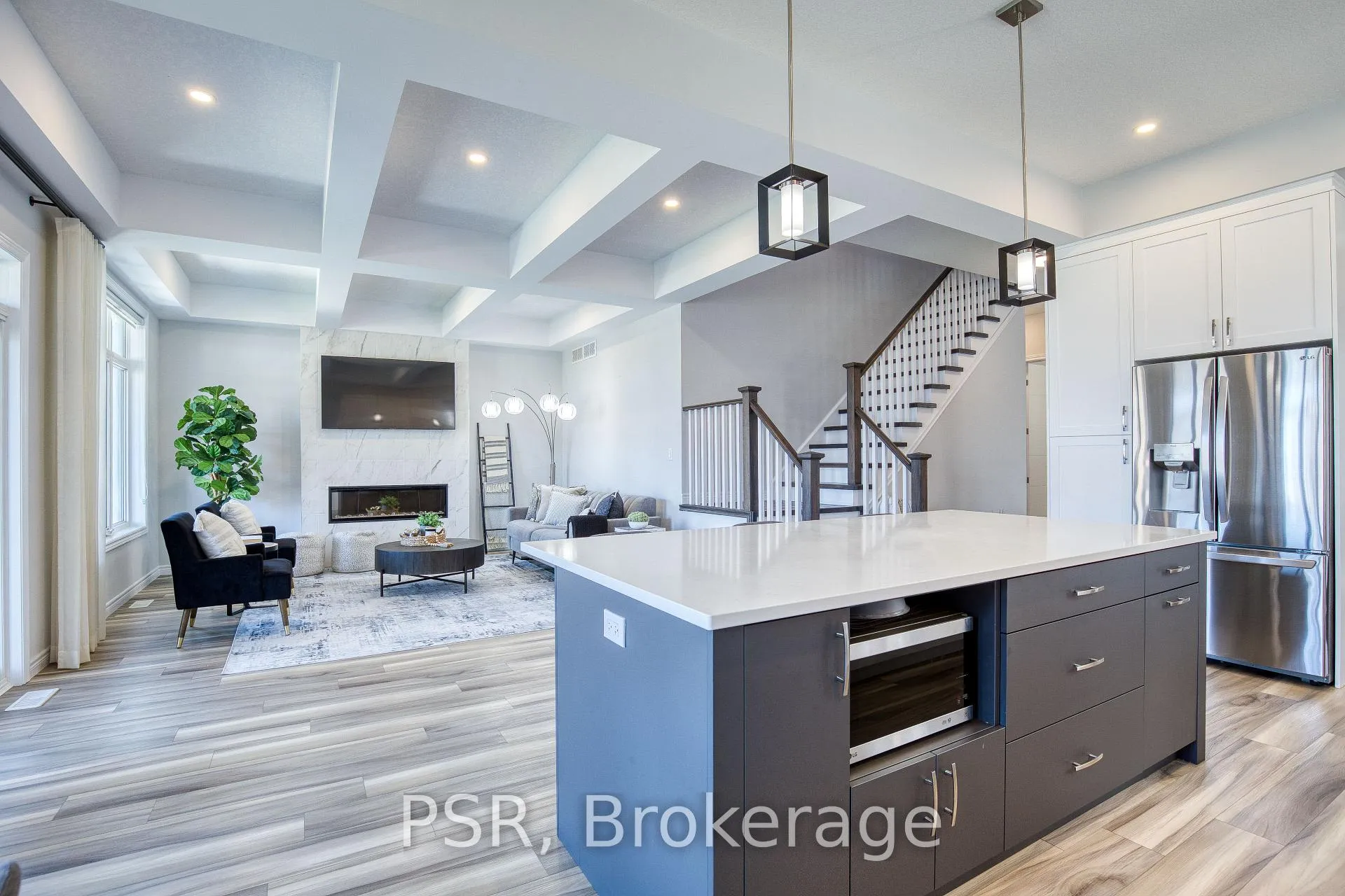 Photo 10 of 80 Arlington Parkway, Brant, Paris — HOMEH