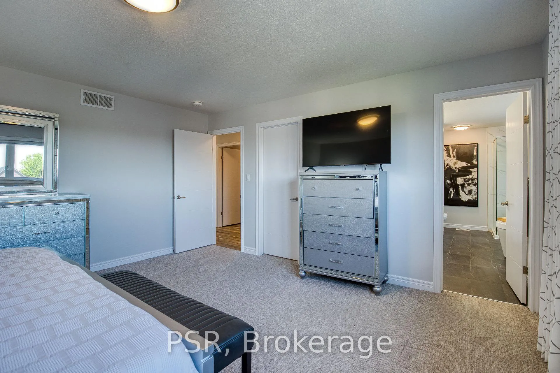 Photo 29 of 80 Arlington Parkway, Brant, Paris — HOMEH