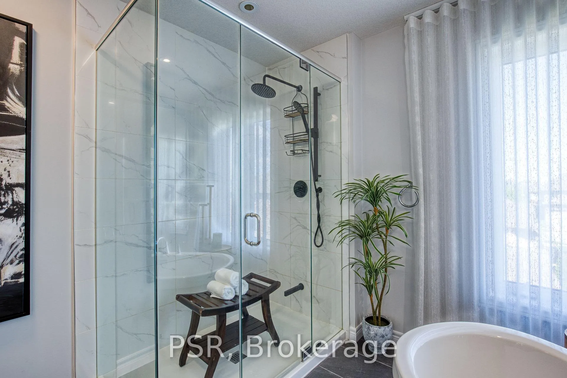 Photo 31 of 80 Arlington Parkway, Brant, Paris — HOMEH