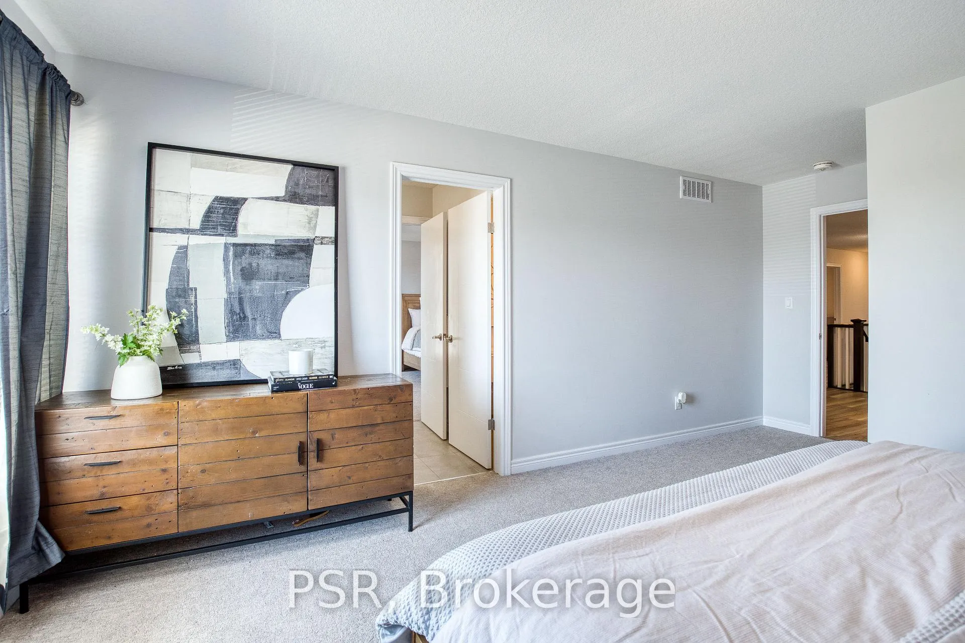Photo 38 of 80 Arlington Parkway, Brant, Paris — HOMEH