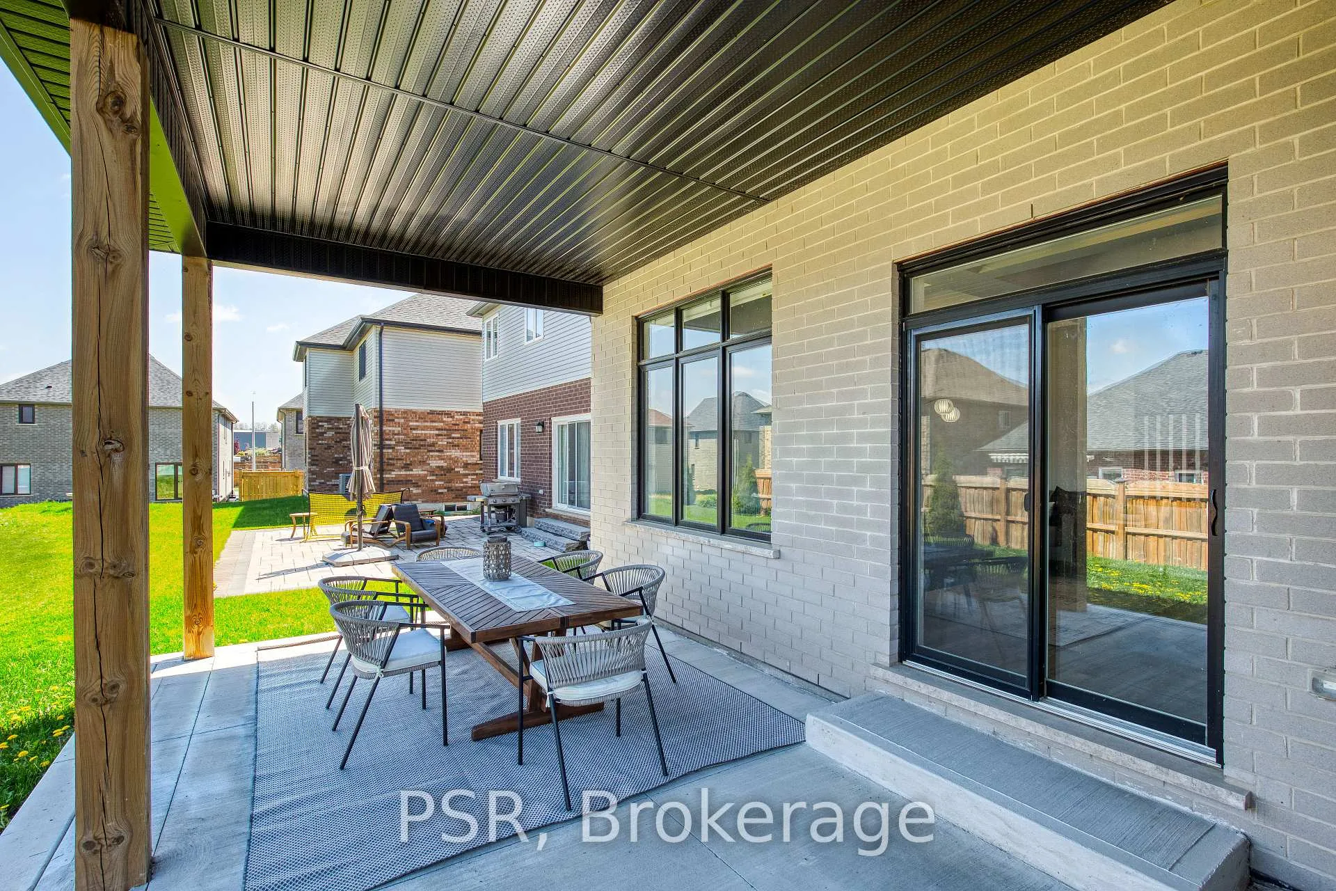 Photo 45 of 80 Arlington Parkway, Brant, Paris — HOMEH