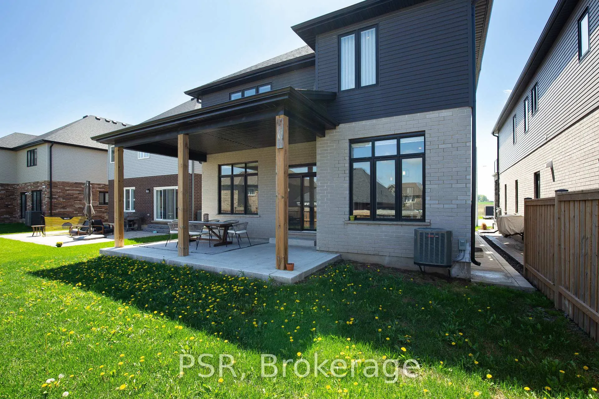 Photo 46 of 80 Arlington Parkway, Brant, Paris — HOMEH