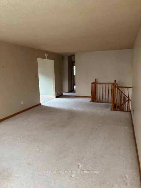 Photo 8 of 48 Seaton Place Drive, Hamilton, Stoney Creek — HOMEH