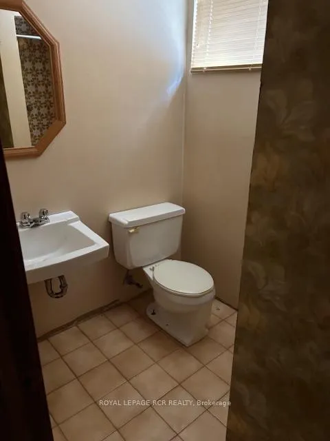 Photo 9 of 48 Seaton Place Drive, Hamilton, Stoney Creek — HOMEH