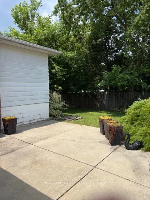 Photo 16 of 48 Seaton Place Drive, Hamilton, Stoney Creek — HOMEH