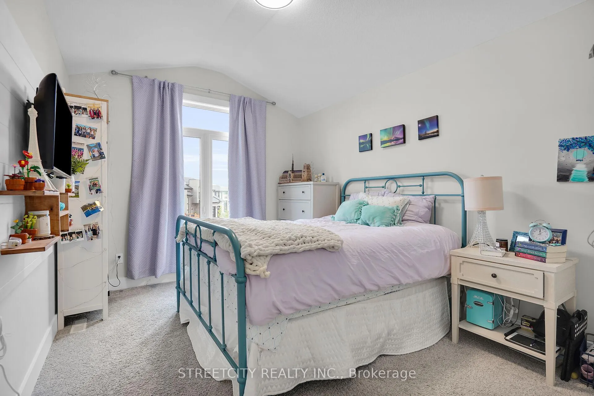 Photo 21 of 4 Locky Lane, Middlesex Centre, Komoka — HOMEH