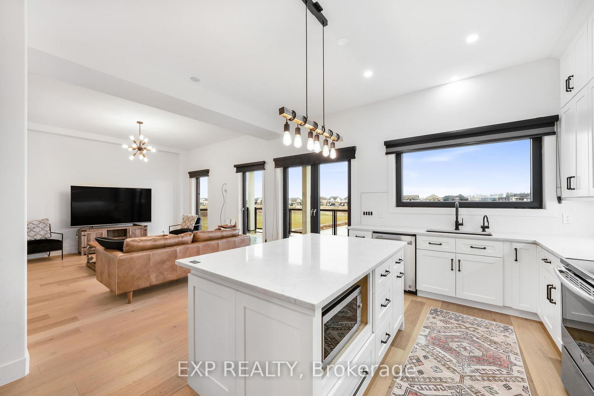 Photo 13 of 50 Grandville Circle, Brant, Paris — HOMEH