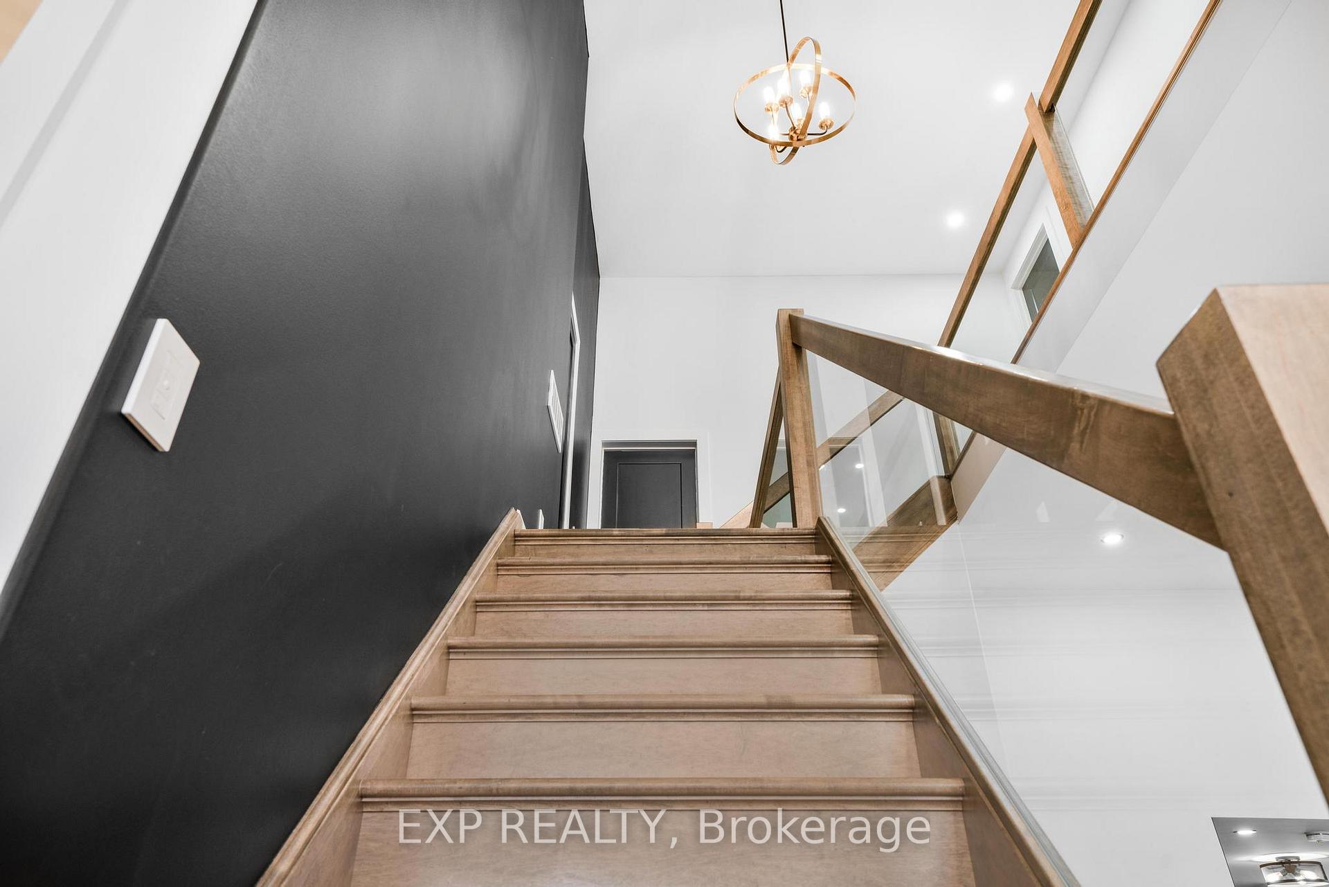 Photo 24 of 50 Grandville Circle, Brant, Paris — HOMEH