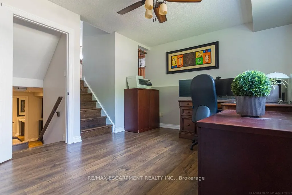 Photo 28 of 47 Ryans Way, Hamilton, Waterdown — HOMEH