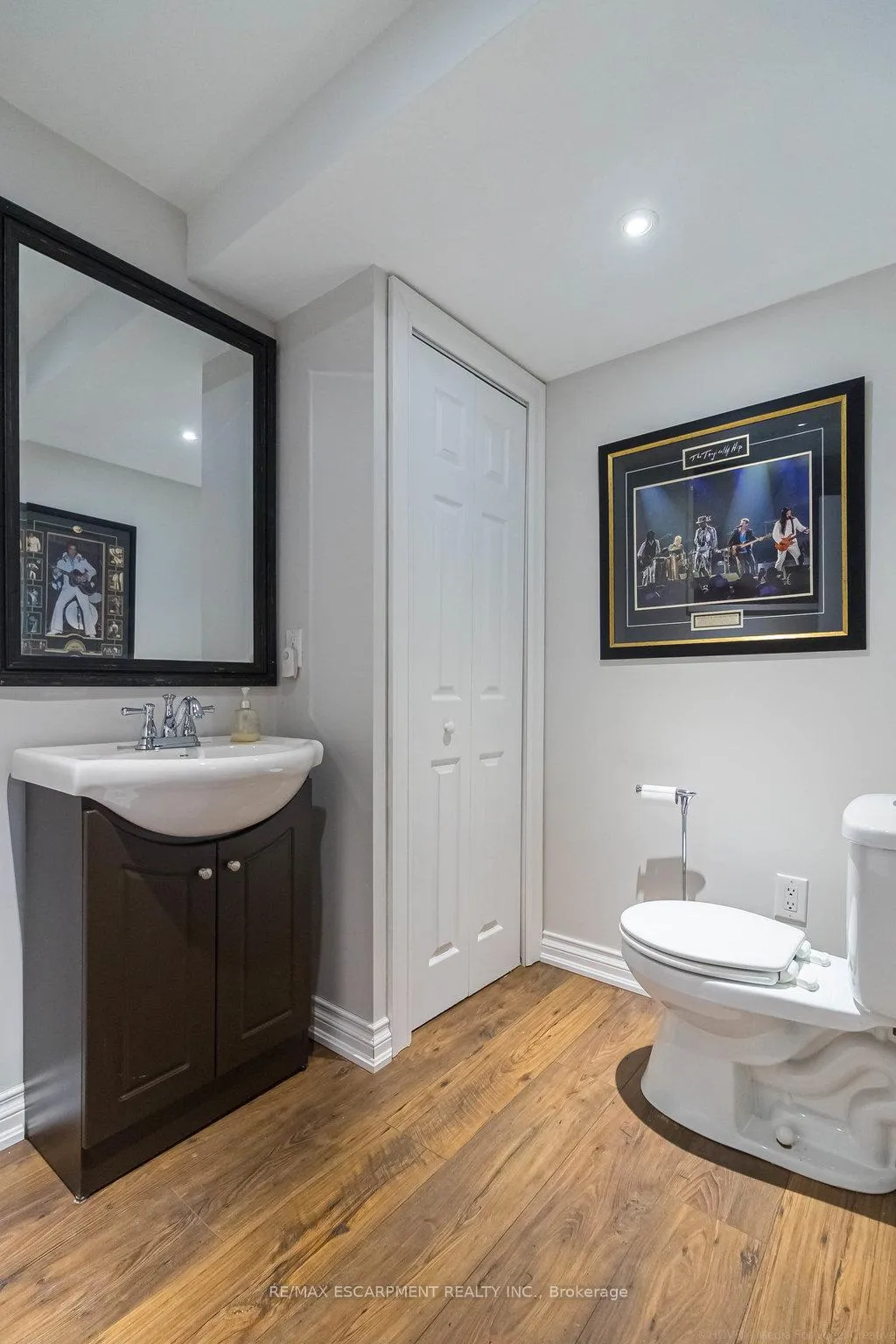 Photo 35 of 47 Ryans Way, Hamilton, Waterdown — HOMEH