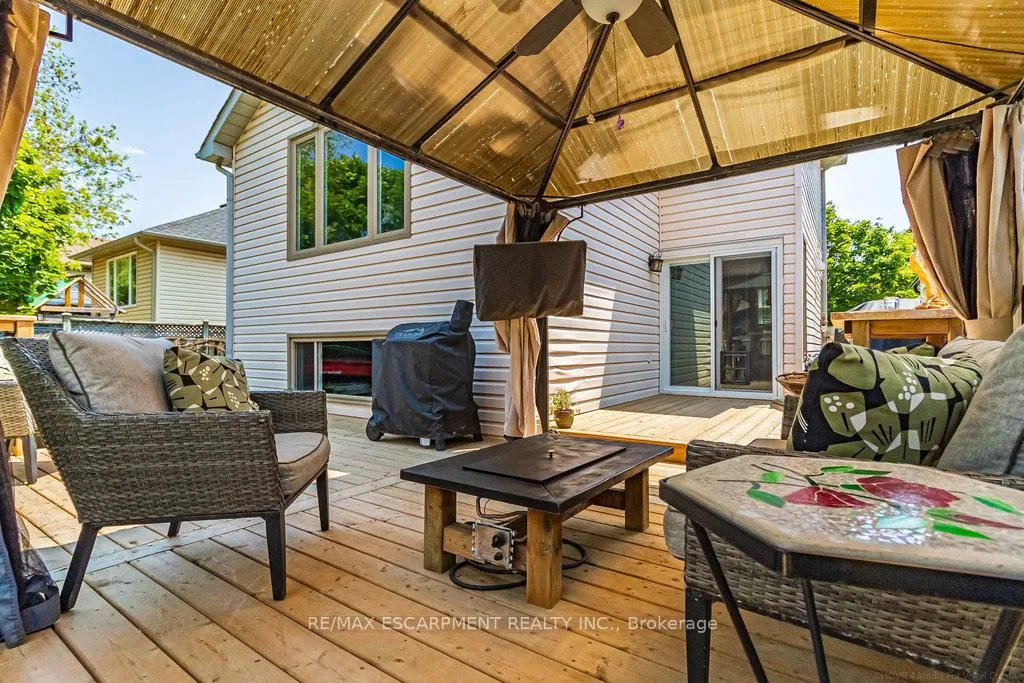Photo 36 of 47 Ryans Way, Hamilton, Waterdown — HOMEH