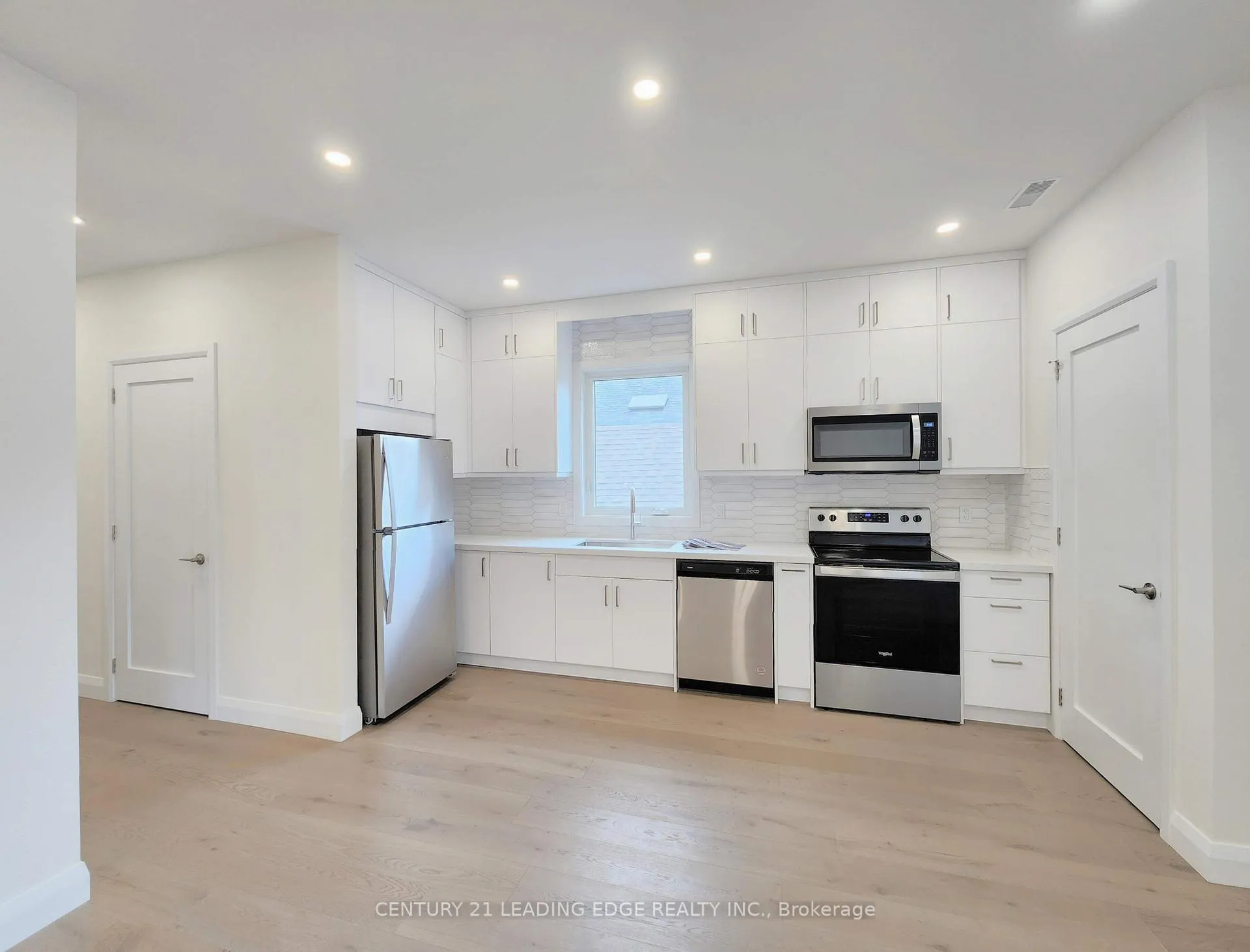 Photo 4 of Unit 2nd Fl, 346 Lauder Avenue, Toronto, Oakwood Village — HOMEH