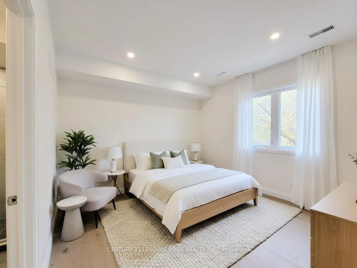 Photo 5 of Unit 2nd Fl, 346 Lauder Avenue, Toronto, Oakwood Village — HOMEH
