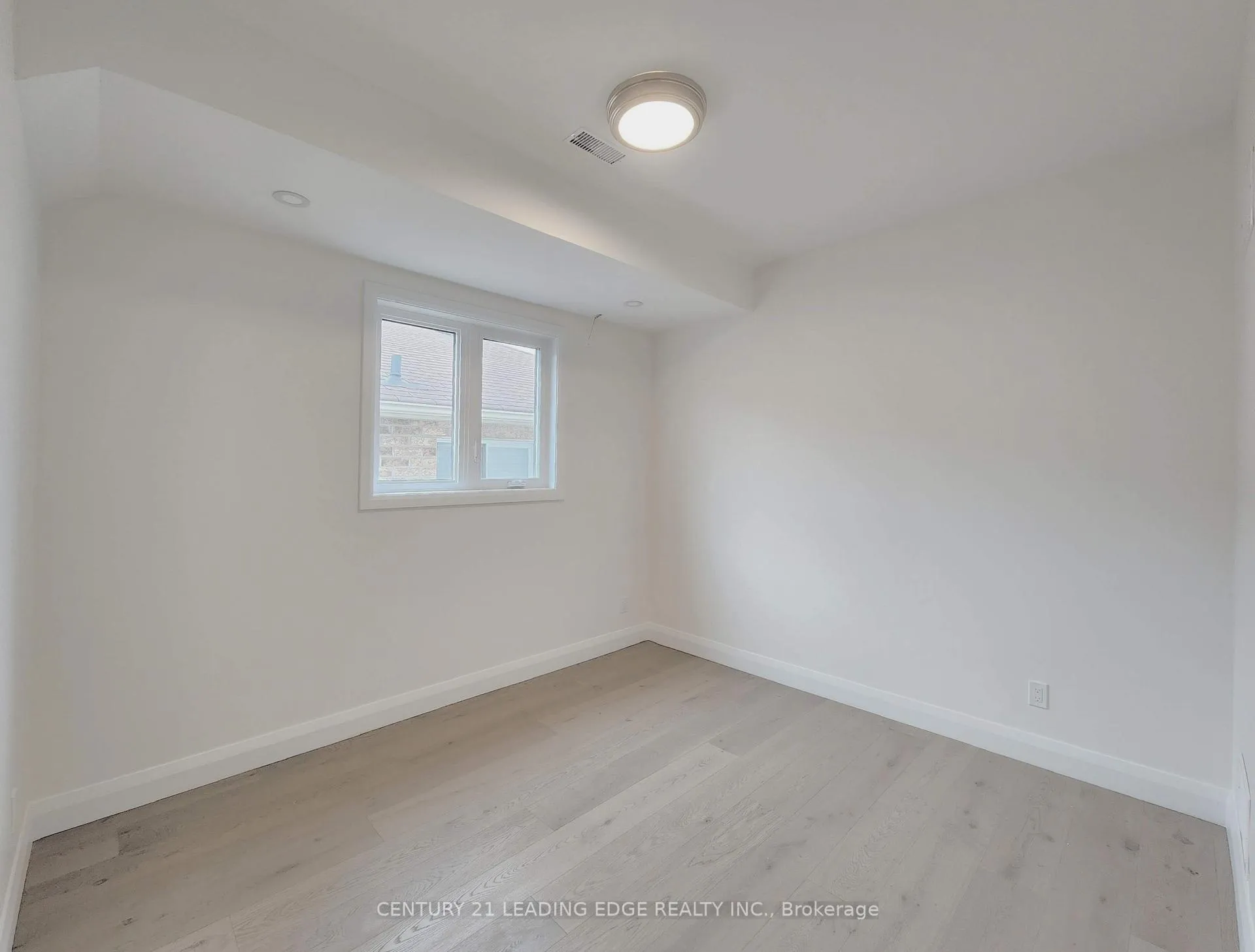 Photo 12 of Unit 2nd Fl, 346 Lauder Avenue, Toronto, Oakwood Village — HOMEH