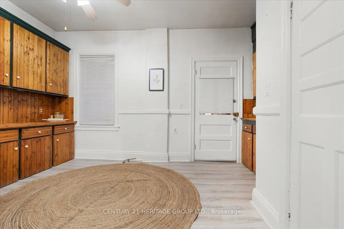 Photo 14 of 379 Cumberland Avenue, Hamilton, St. Clair — HOMEH
