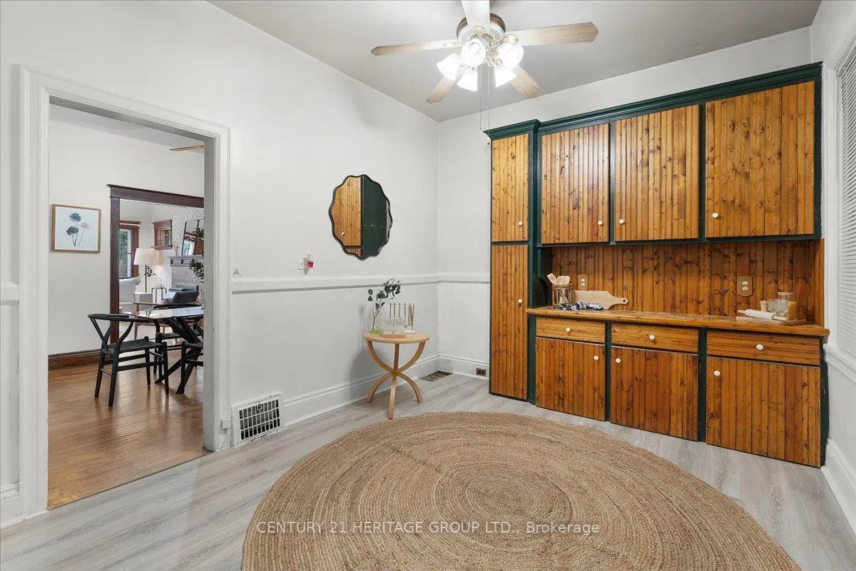 Photo 17 of 379 Cumberland Avenue, Hamilton, St. Clair — HOMEH