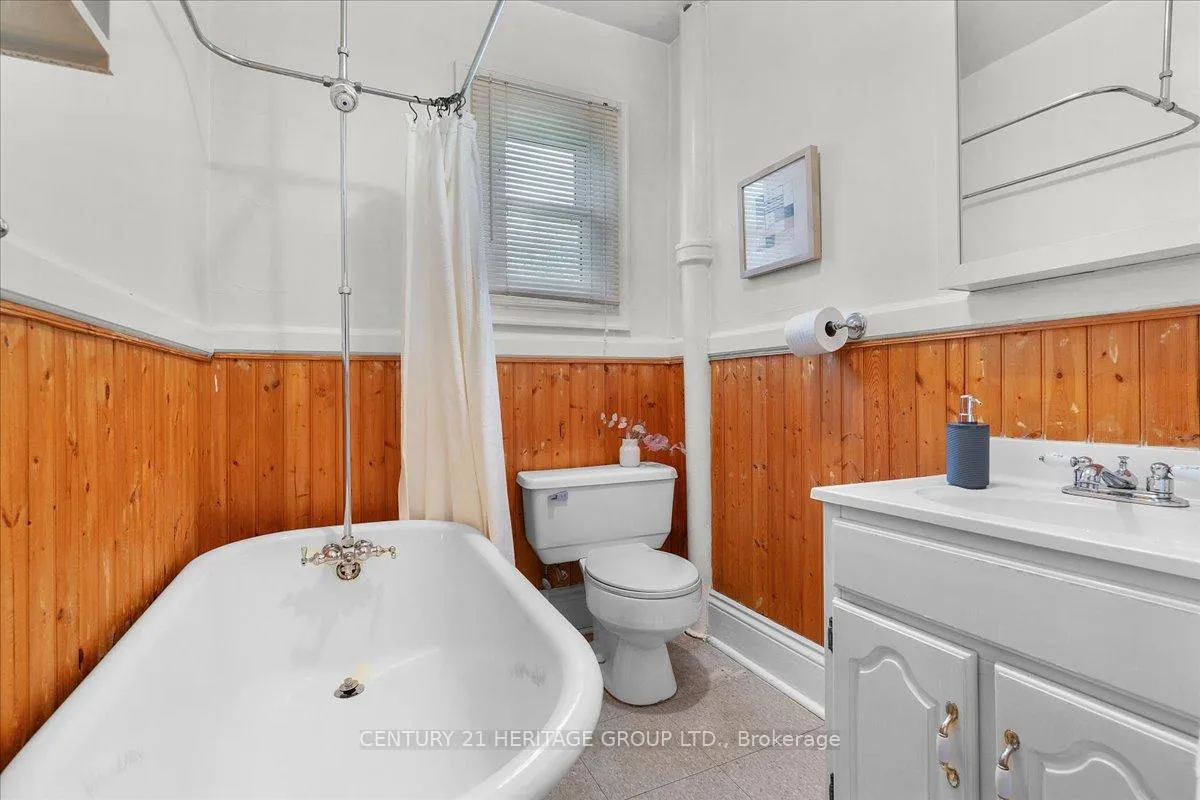 Photo 28 of 379 Cumberland Avenue, Hamilton, St. Clair — HOMEH