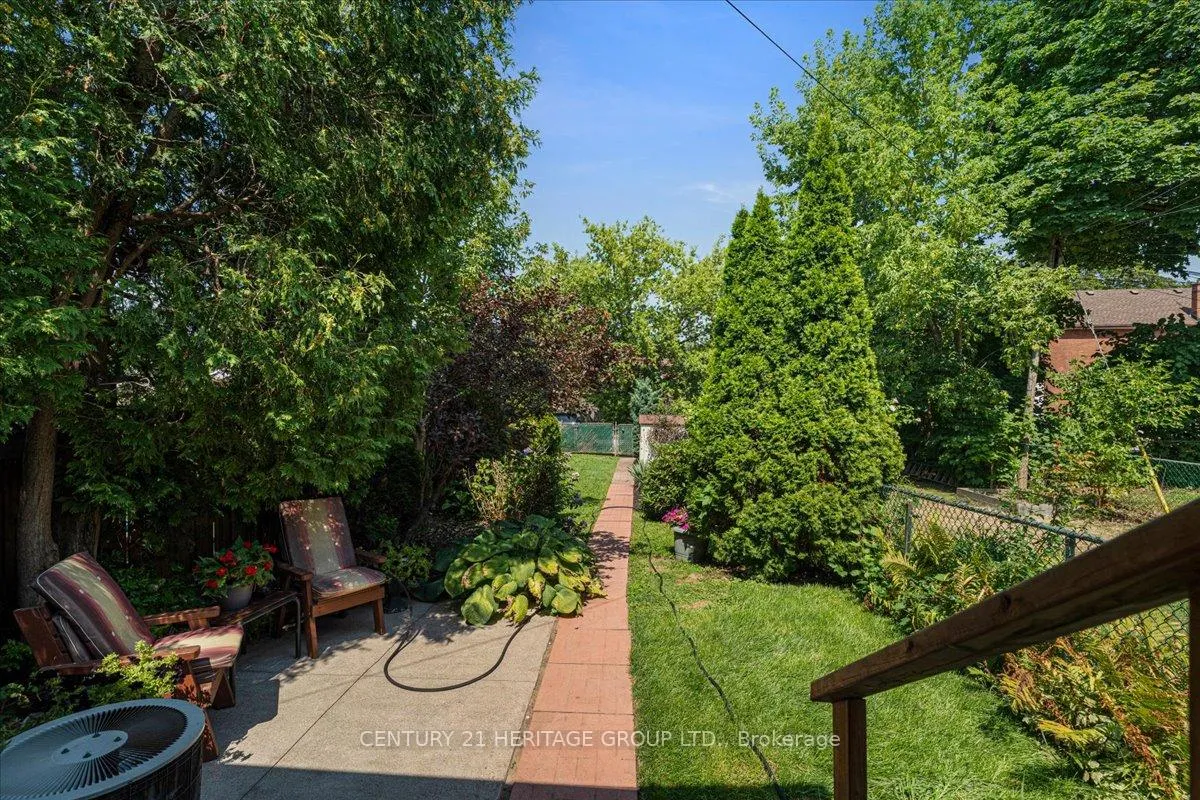 Photo 36 of 379 Cumberland Avenue, Hamilton, St. Clair — HOMEH