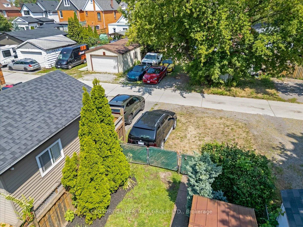 Photo 40 of 379 Cumberland Avenue, Hamilton, St. Clair — HOMEH