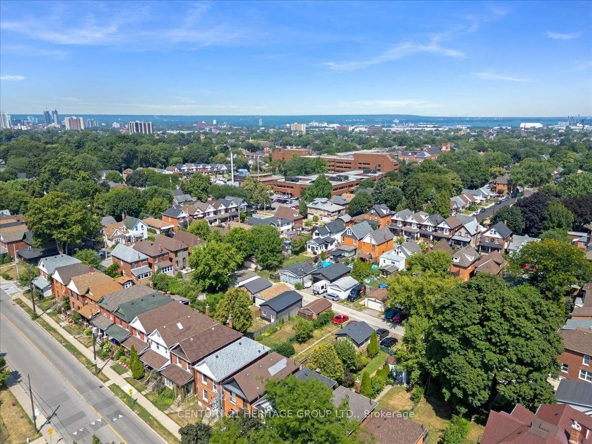 Photo 47 of 379 Cumberland Avenue, Hamilton, St. Clair — HOMEH