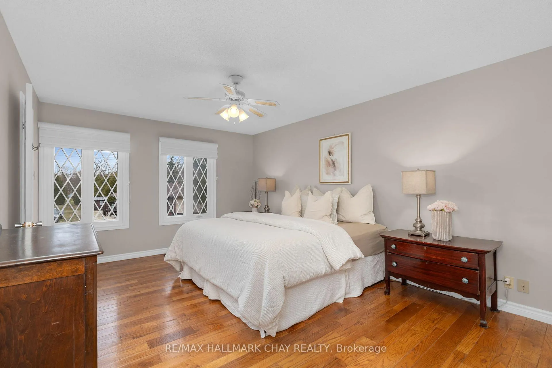 Photo 18 of 209 Dominion Drive, Clearview, Stayner — HOMEH