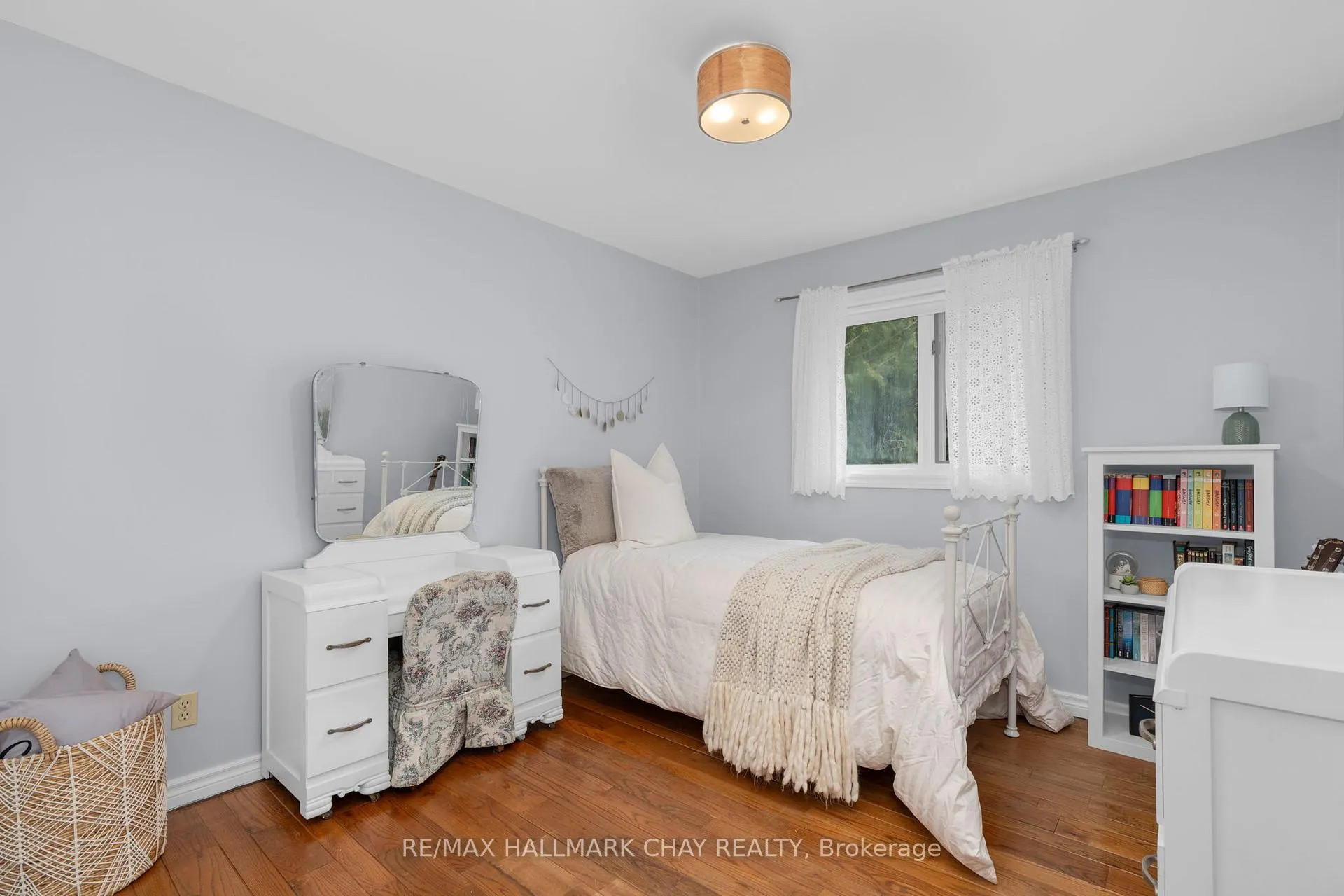 Photo 25 of 209 Dominion Drive, Clearview, Stayner — HOMEH