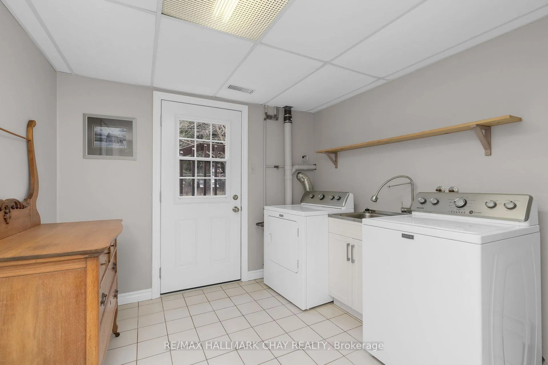 Photo 26 of 209 Dominion Drive, Clearview, Stayner — HOMEH