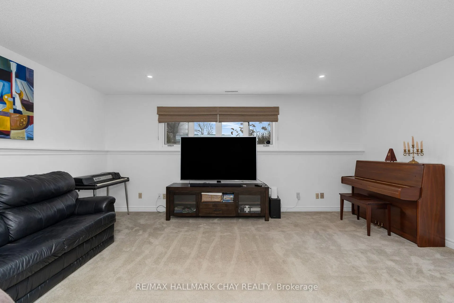 Photo 29 of 209 Dominion Drive, Clearview, Stayner — HOMEH