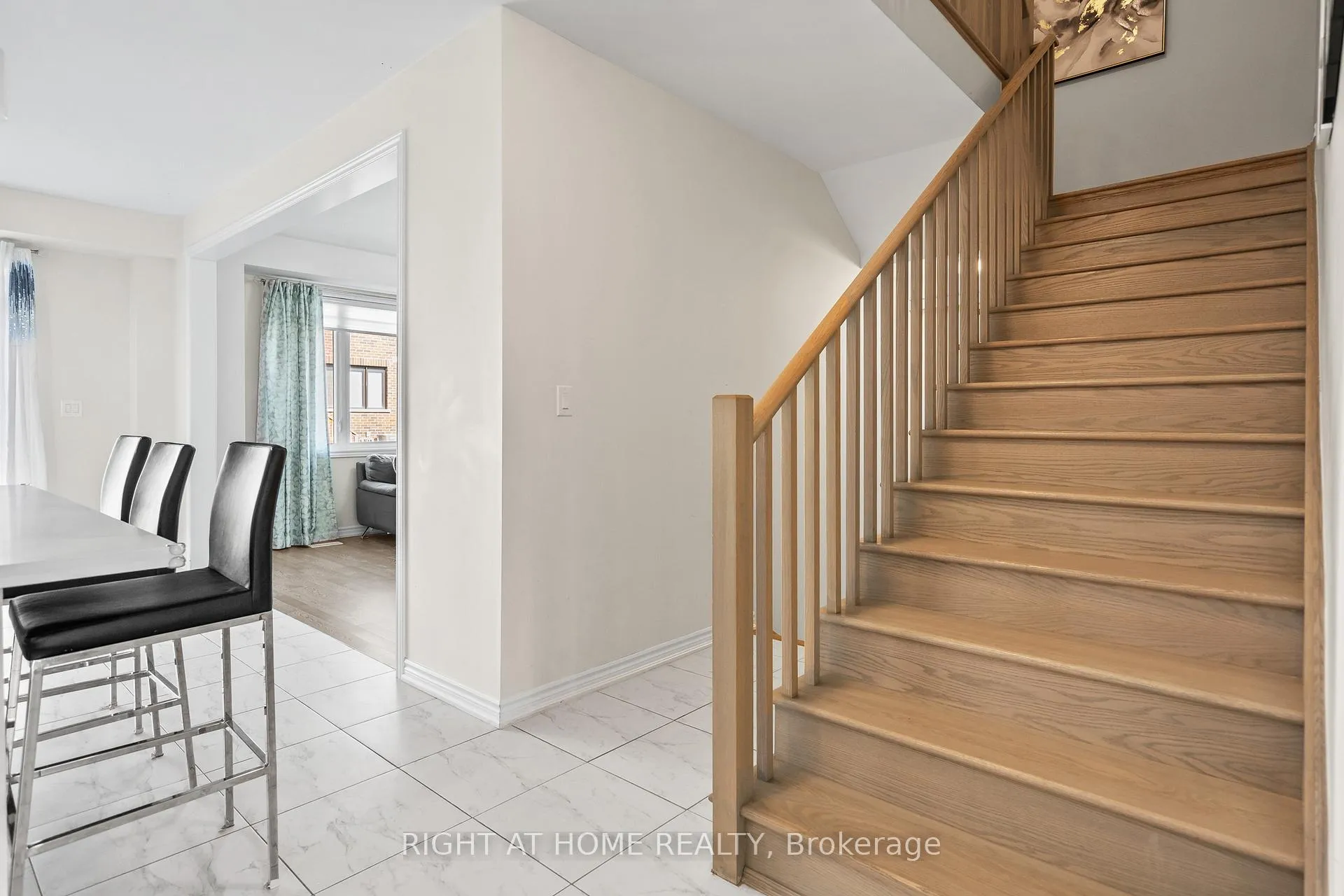Photo 14 of 10 Buttercream Avenue, Thorold, Rolling Meadows — HOMEH