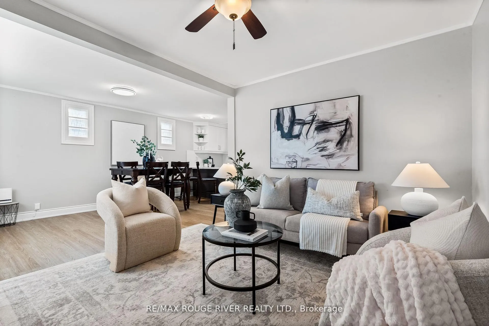 Photo 1 of 61 Liberty Street S, Clarington, Bowmanville — HOMEH