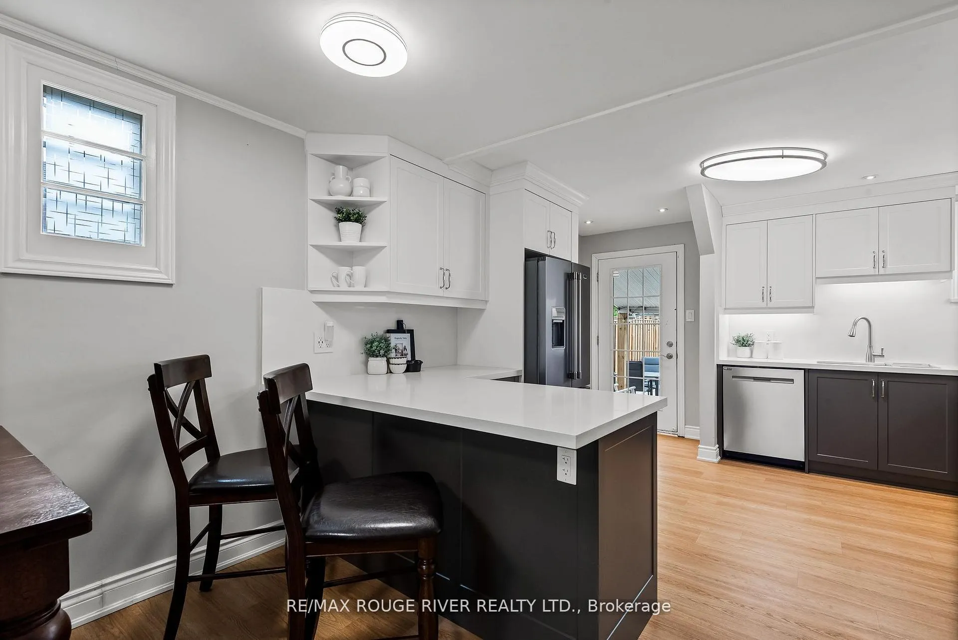 Photo 12 of 61 Liberty Street S, Clarington, Bowmanville — HOMEH
