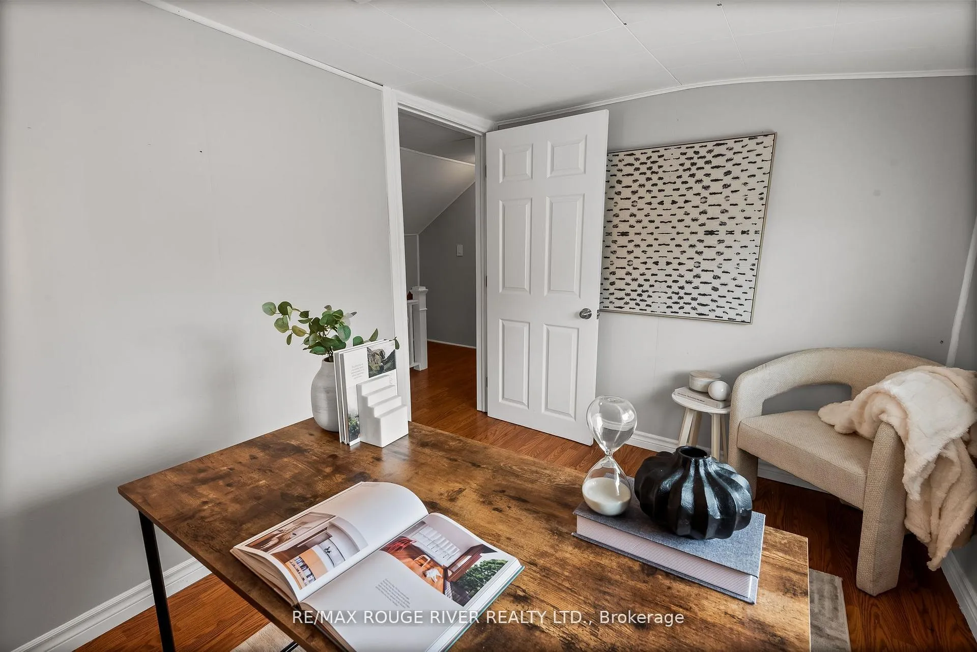 Photo 28 of 61 Liberty Street S, Clarington, Bowmanville — HOMEH