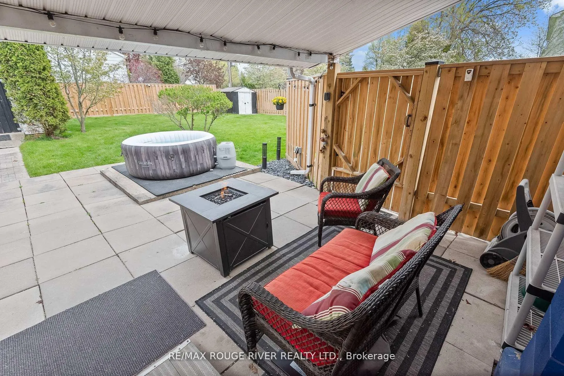 Photo 31 of 61 Liberty Street S, Clarington, Bowmanville — HOMEH
