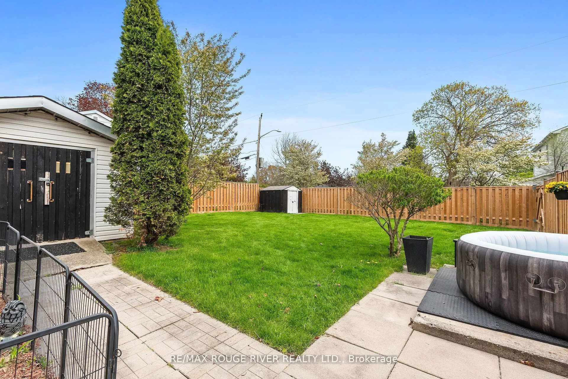 Photo 36 of 61 Liberty Street S, Clarington, Bowmanville — HOMEH