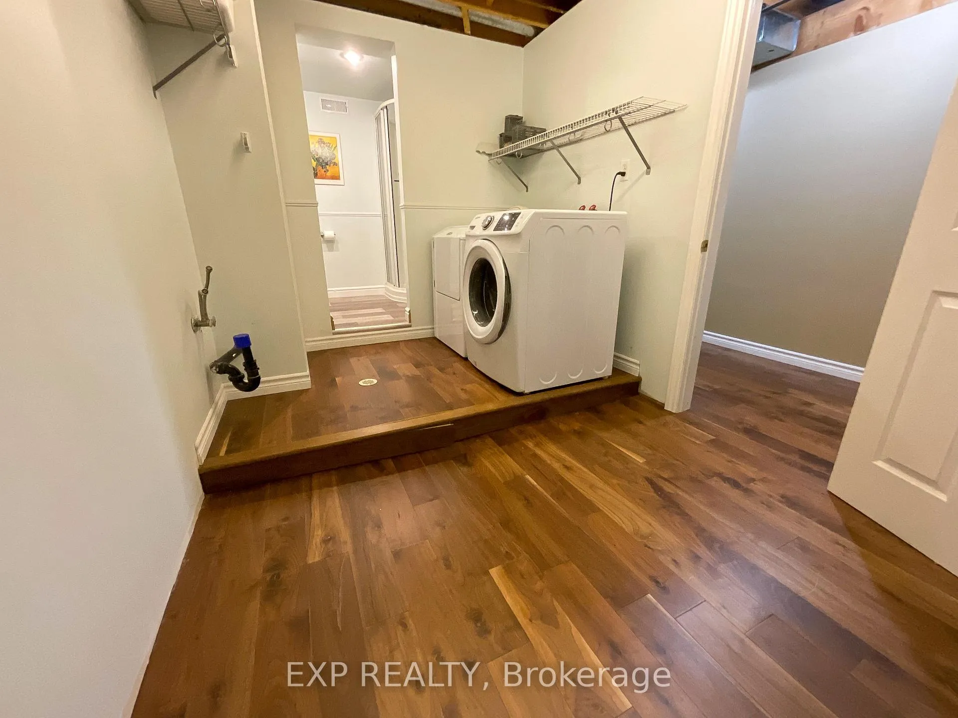 Photo 19 of 82 Ivy Avenue, Renfrew — HOMEH