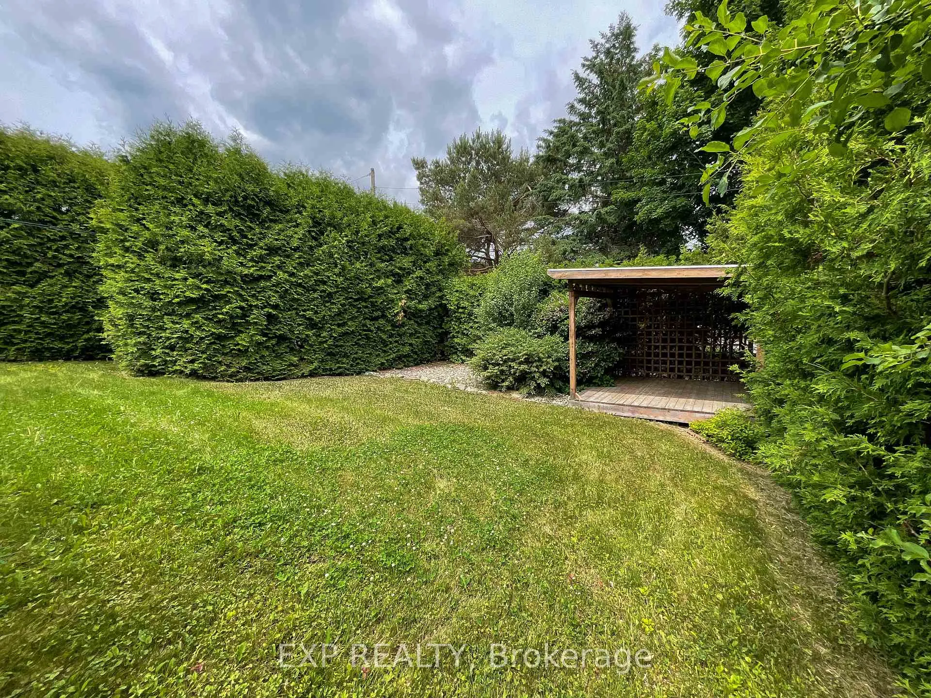 Photo 24 of 82 Ivy Avenue, Renfrew — HOMEH
