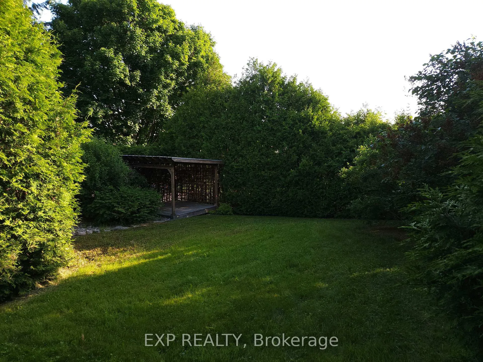 Photo 25 of 82 Ivy Avenue, Renfrew — HOMEH