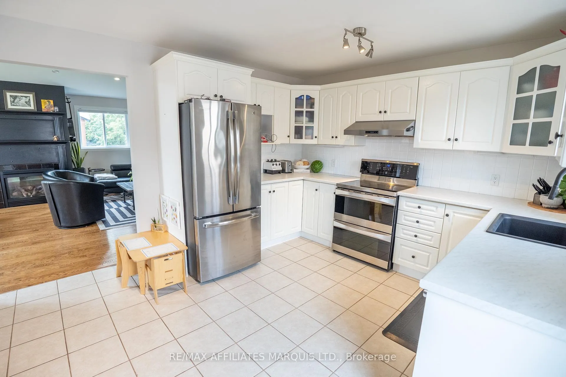 Photo 11 of 1161 Kirkman Court, Cornwall — HOMEH