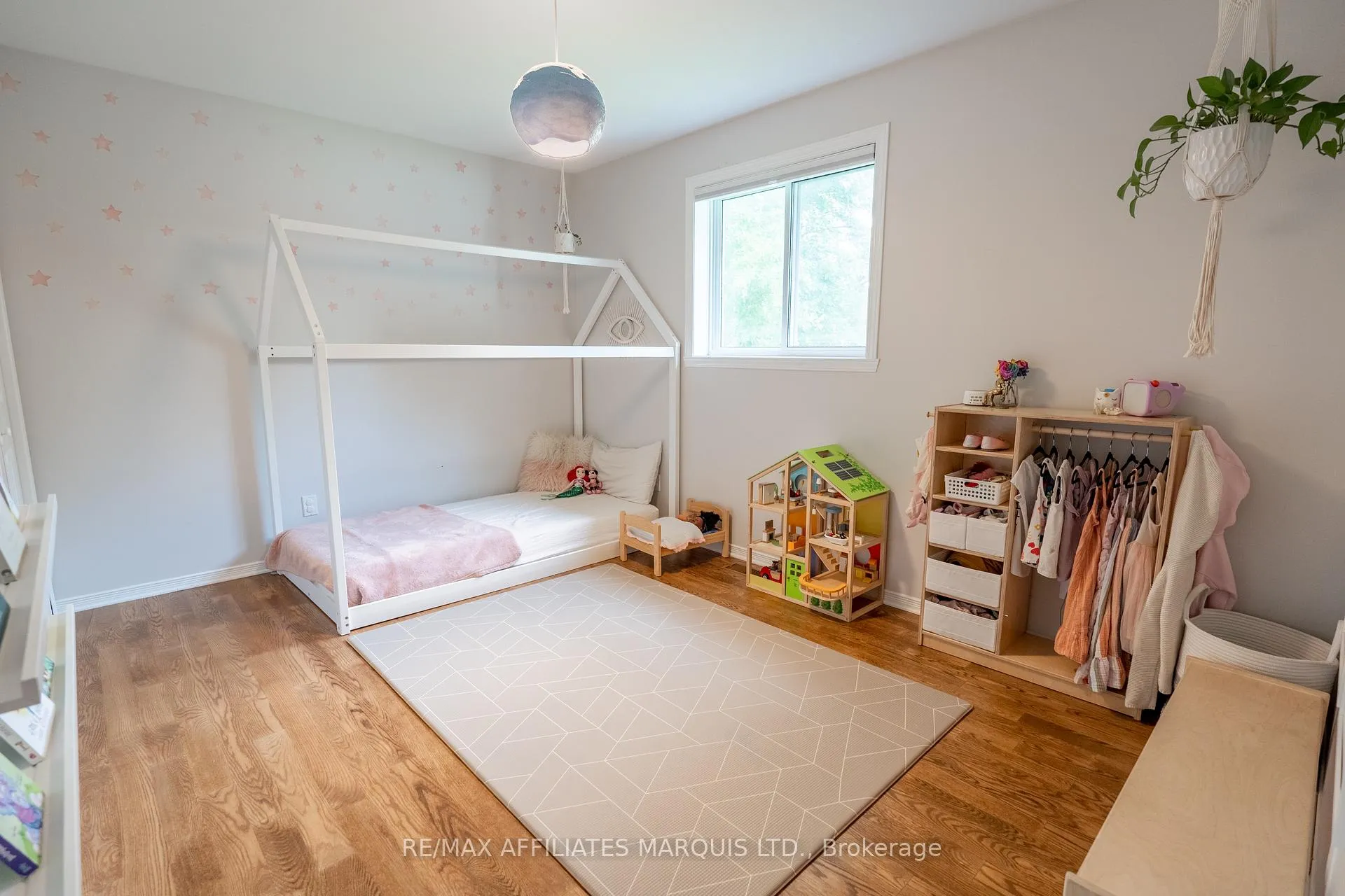 Photo 13 of 1161 Kirkman Court, Cornwall — HOMEH