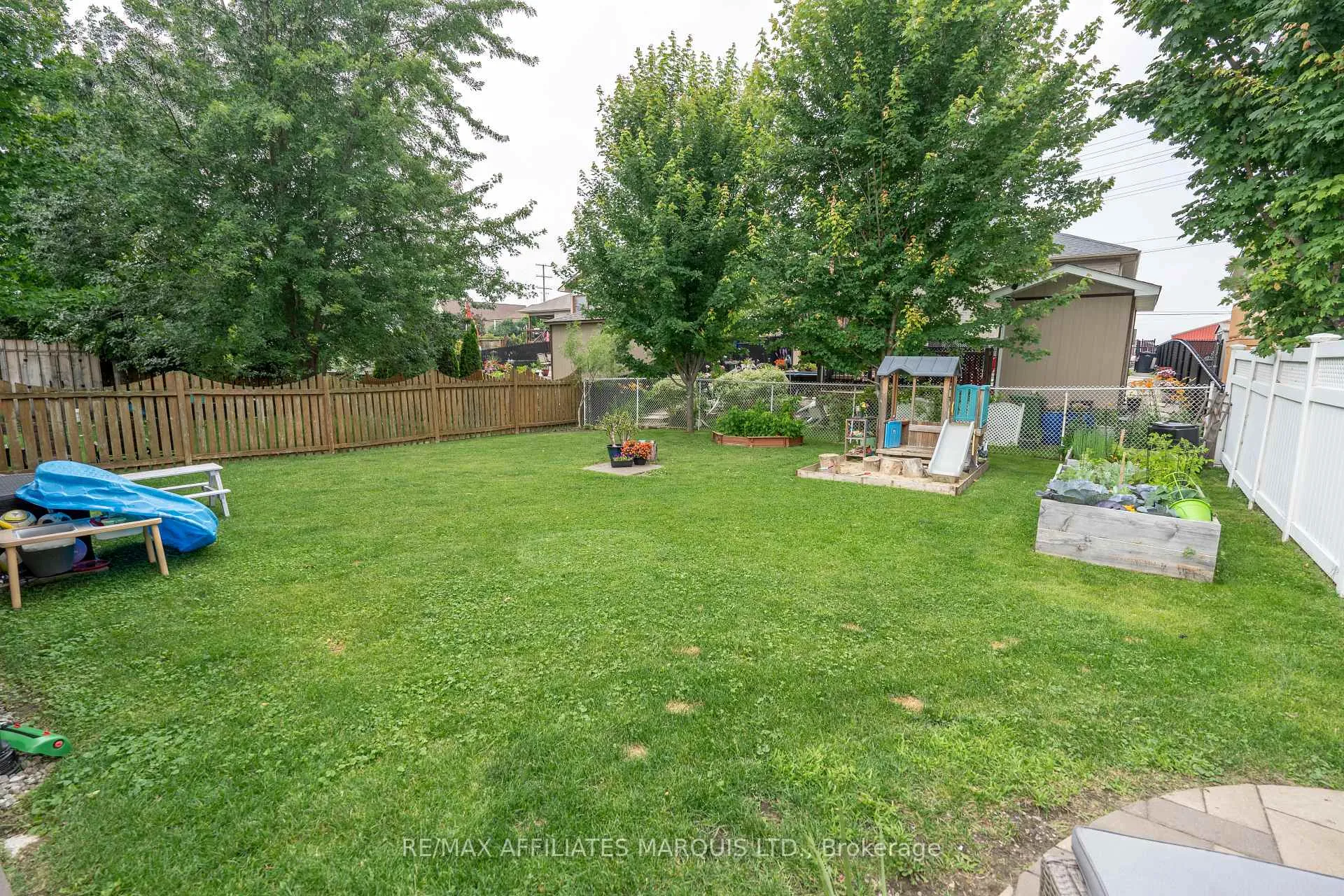 Photo 31 of 1161 Kirkman Court, Cornwall — HOMEH