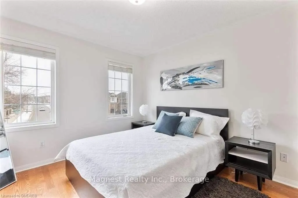 Photo 20 of 2322 Grand Oak Trail, Oakville, Westmount — HOMEH