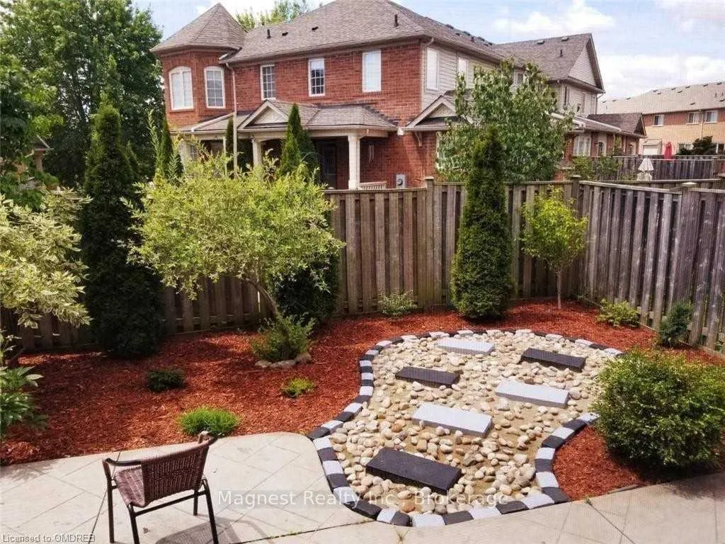 Photo 31 of 2322 Grand Oak Trail, Oakville, Westmount — HOMEH