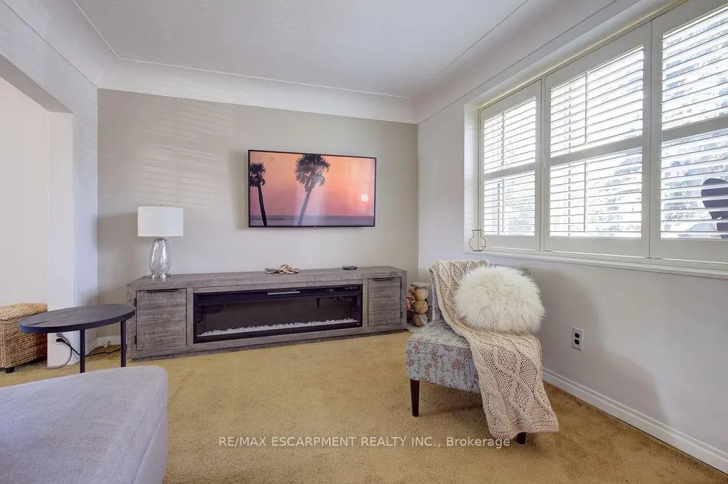 Photo 6 of 402 Crockett Street, Hamilton, Raleigh — HOMEH