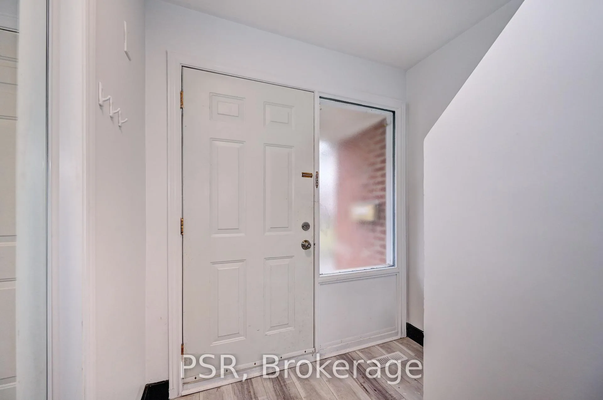 Photo 11 of Unit B, 530 Sunnydale Place, Waterloo — HOMEH