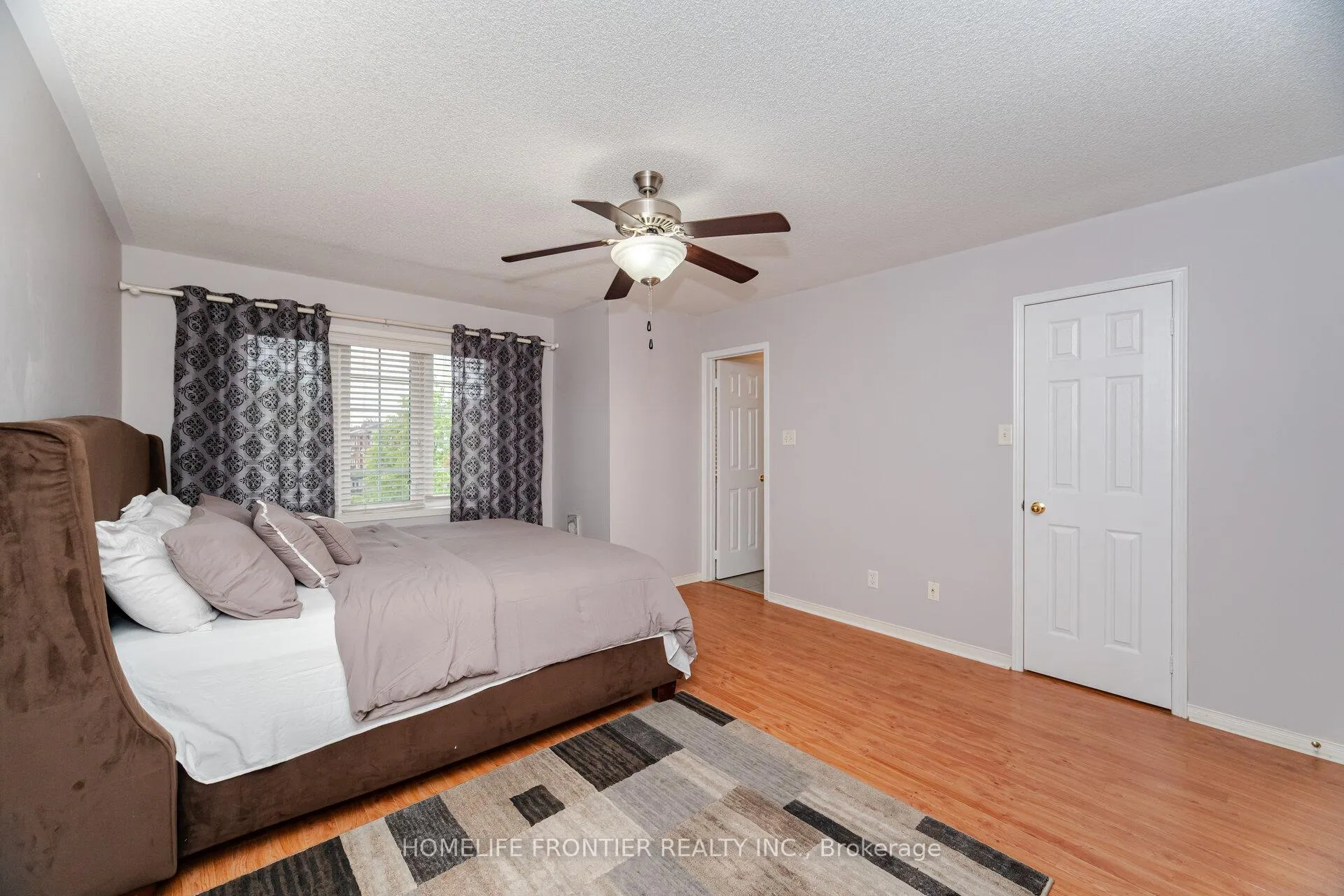 Photo 20 of 88 Wood Circle, Caledon, Bolton East — HOMEH