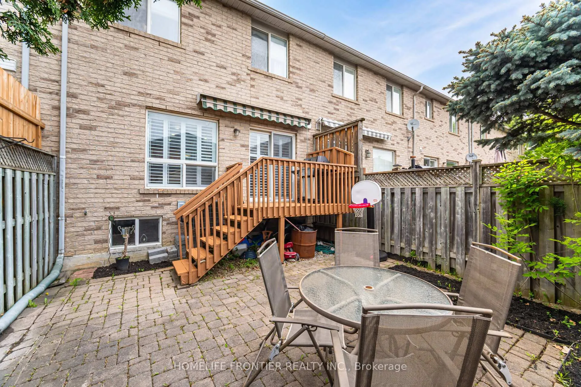 Photo 37 of 88 Wood Circle, Caledon, Bolton East — HOMEH