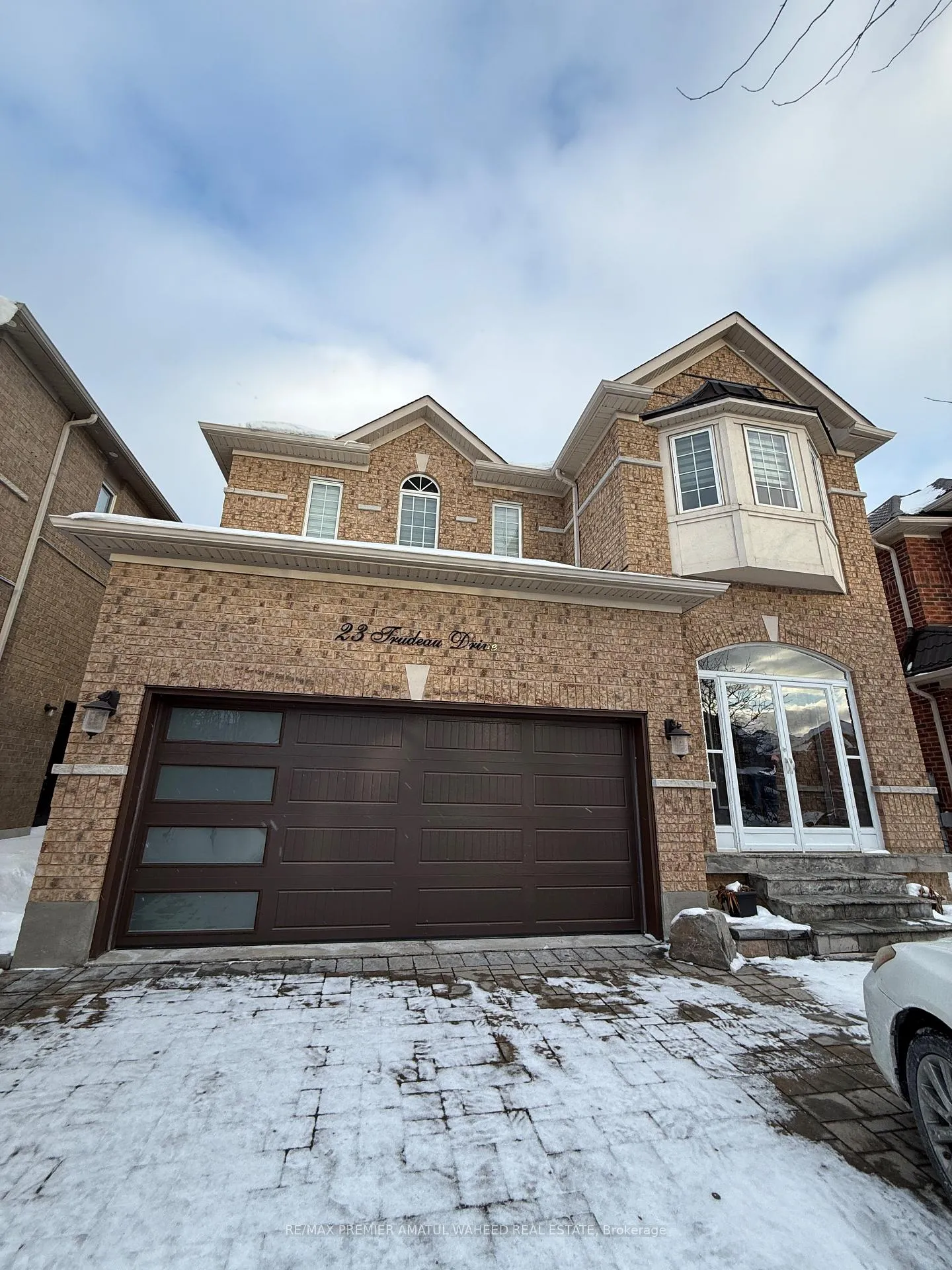Photo 1 of 23 Trudeau Drive, Vaughan, Vellore Village — HOMEH
