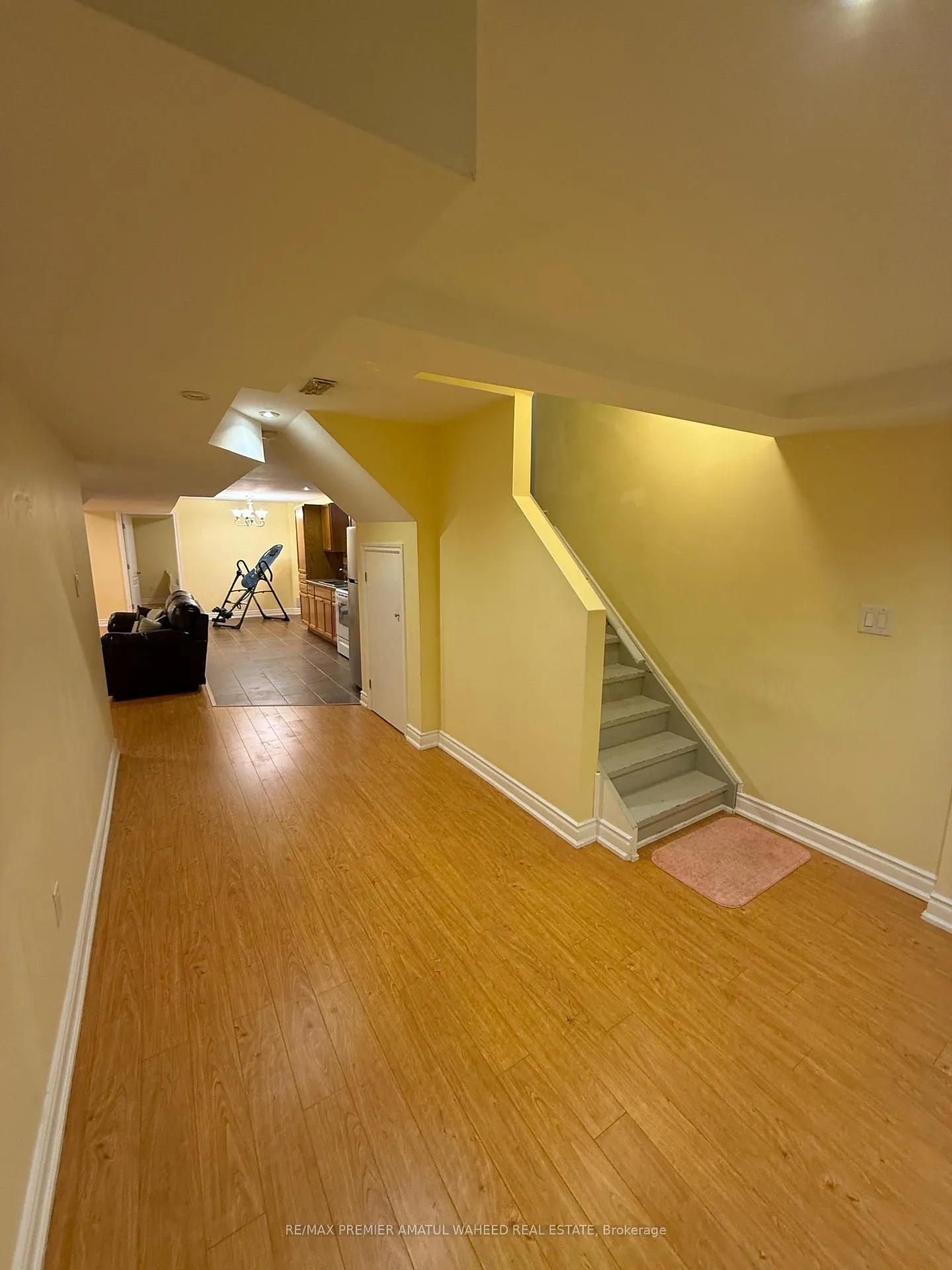Photo 7 of 23 Trudeau Drive, Vaughan, Vellore Village — HOMEH
