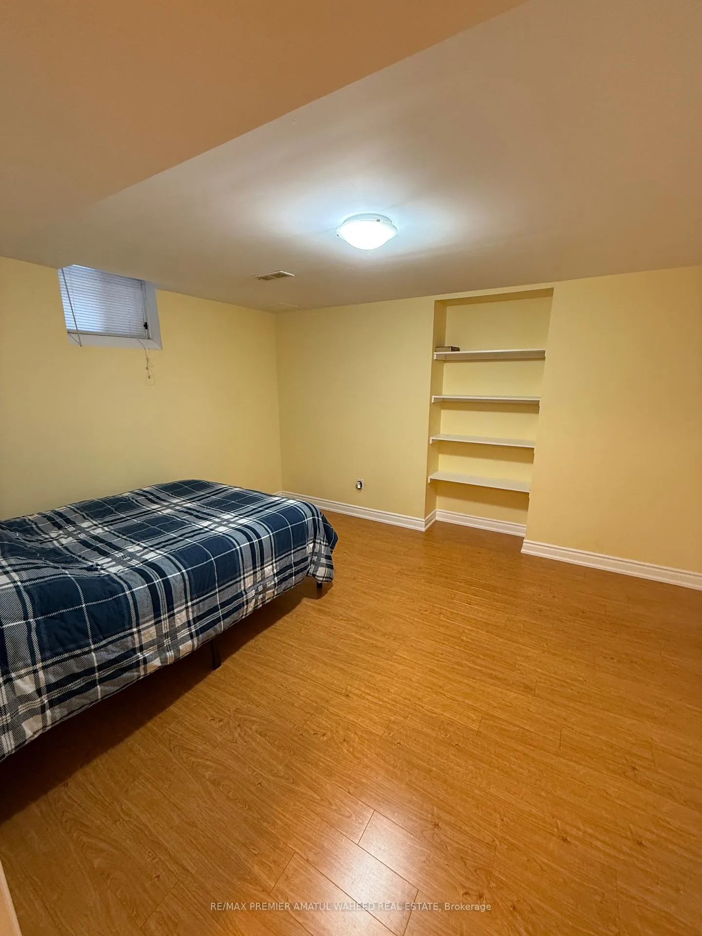 Photo 15 of 23 Trudeau Drive, Vaughan, Vellore Village — HOMEH