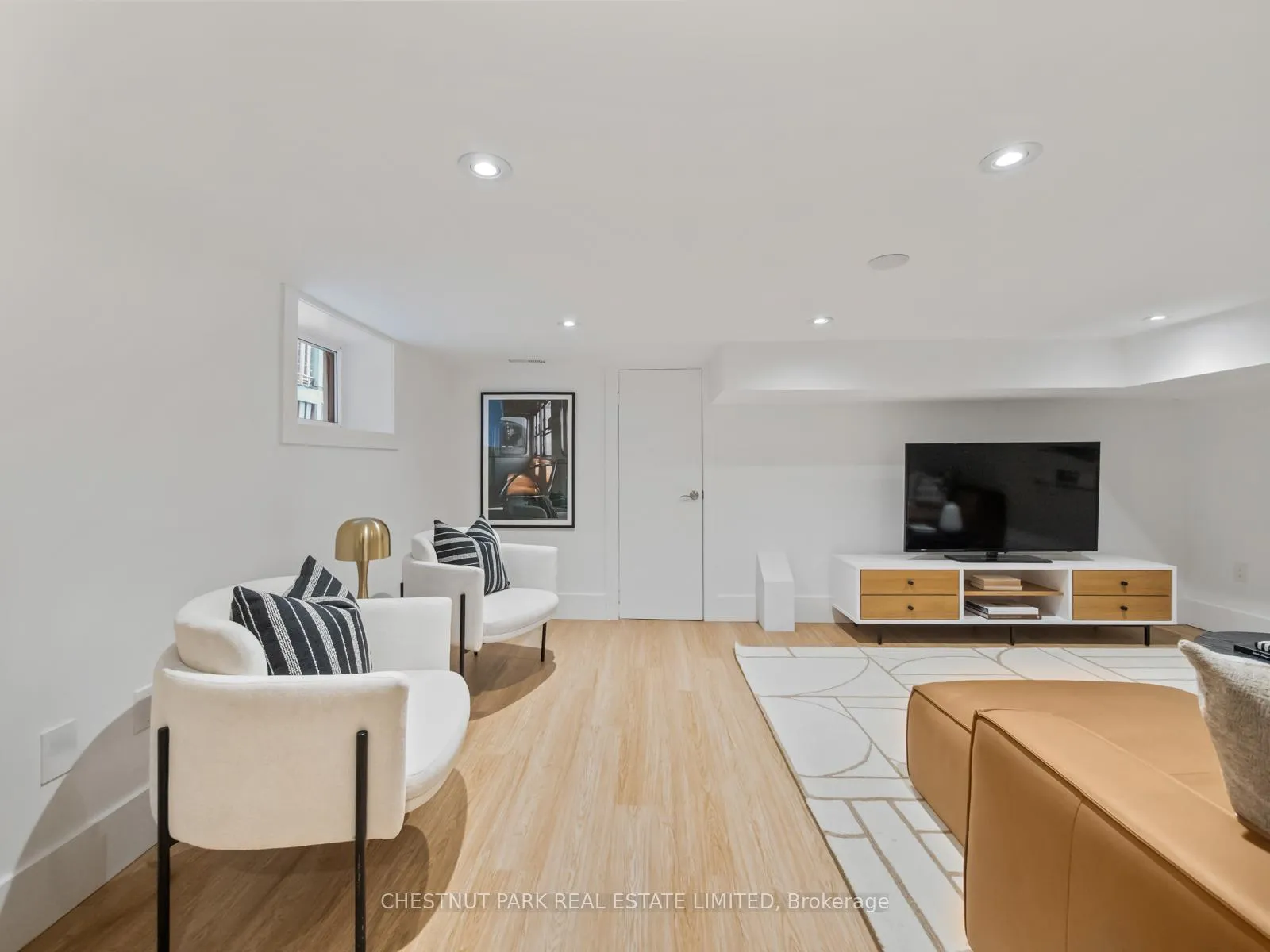 Photo 35 of 97 Wineva Avenue, Toronto, The Beaches — HOMEH